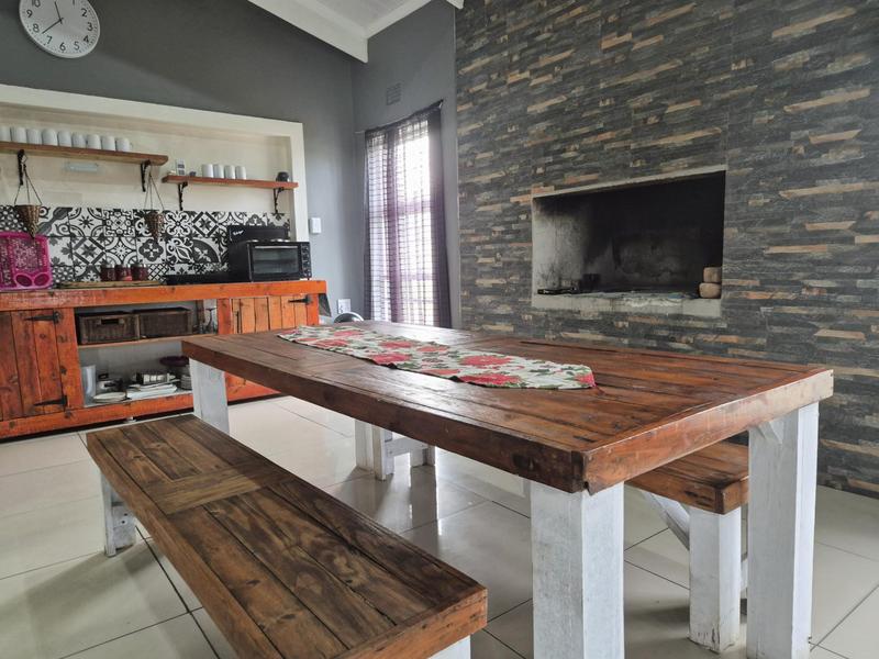 2 Bedroom Property for Sale in Franskraal Western Cape